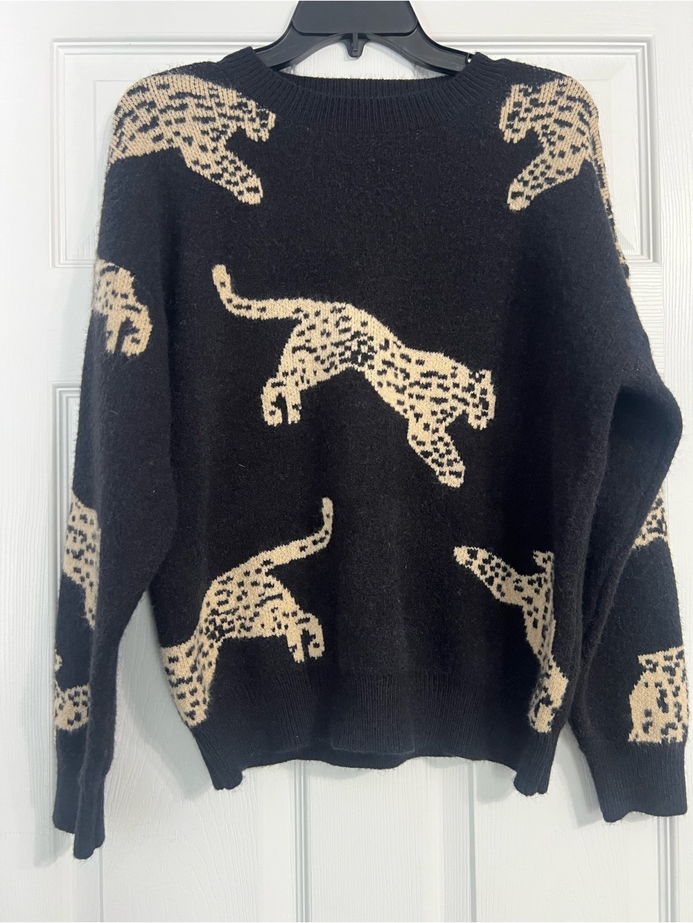 Black Leopard Crewneck Sweater - Cupshe small